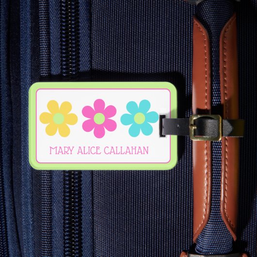 Cute Retro Yellow Pink Blue Daisies Bagagelabel (Voorkant Insitu 4)
