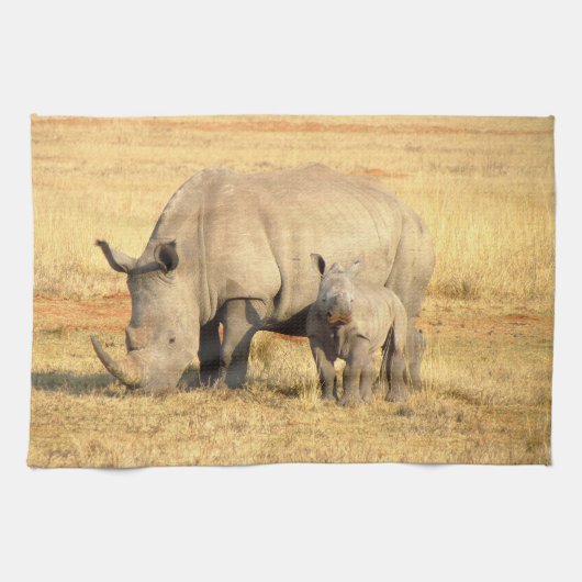 Cute rhinoceros in afrika theedoek (Horizontaal)