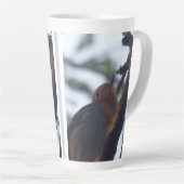Cute Robin dans l'arbre haute latte Mug (Angle droit)