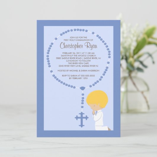 Cute Rosary First Communion Invitation Boy Blue (Debout devant)