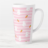 Cute roze konijn en wortelpatroon latte mok (Rechts)