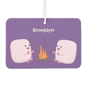 Cute roze marshmallows by kamp fire cartoon luchtverfrisser