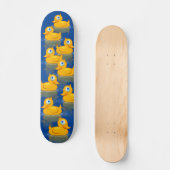 Cute Rubber Ducks die naar je kijken Skateboard (Voorkant)