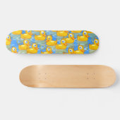 Cute Rubber Ducks is anders Skateboard (Horizontaal)