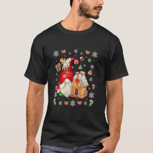 Cute Santa Gnomie met Gingerbrood House T-shirt