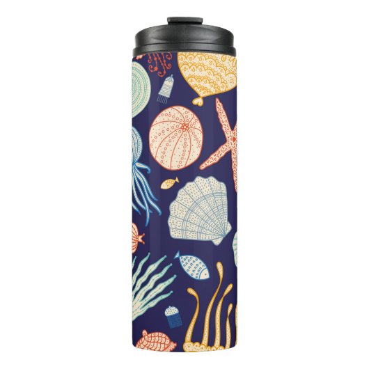 Cute seamless pattern with jellyfish, shells, fish thermosbeker (Voorkant)