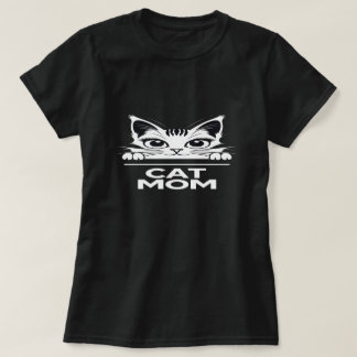 Cute simple design womens black cat lover mom  t-shirt