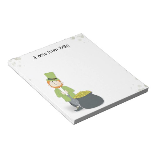 Cute Simple Leprechaun St. Patrick's Day Green Notitieblok (Schuin)
