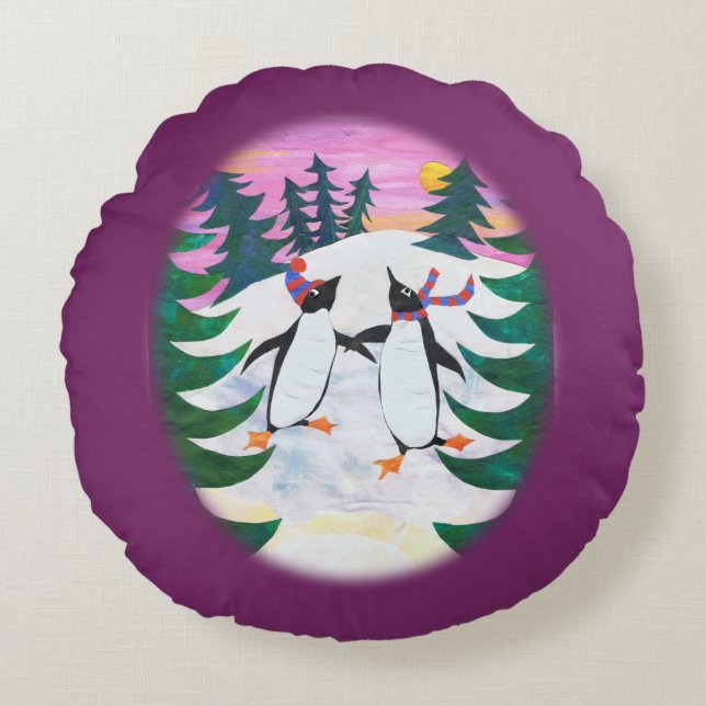 Cute Skating Penguins Sneeuwscène Fun Round Pillow Rond Kussen (Voorkant)