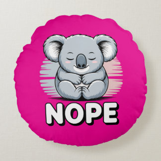 Cute Sleeping Koala “Nope” Funny Cartoon Rond Kussen