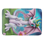 Cute Smiling Baby Dragon met Flowers Badmat (Voorkant)