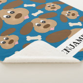 Cute Smiling Dog met Big Ears Personalized Sherpa Deken (3/4)