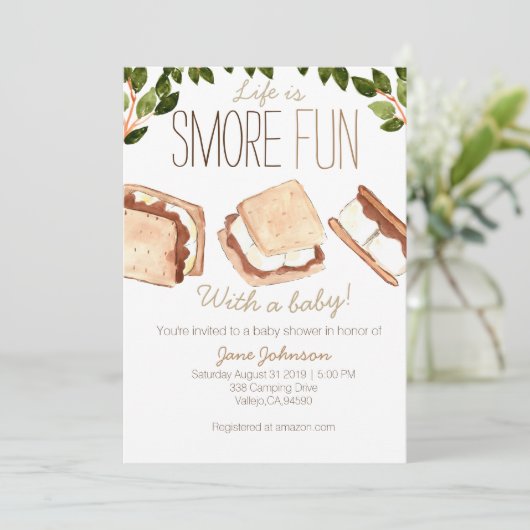 Cute smores camping baby shower invitation (Debout devant)