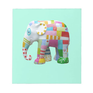 Cute speelgoed retro-olifant, kleurrijk notitieblok