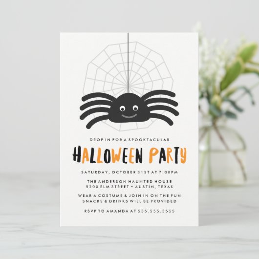 Cute Spider Halloween Party Invitation (Debout devant)