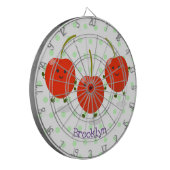 Cute springing red cherries cartoon illustratie dartbord (Voorkant Links)
