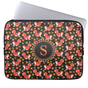 Cute Squirrel en Autumn Leaf Pattern Monogram Laptop Sleeve