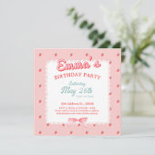 Cute Strawberry Square Invitation (Debout devant)