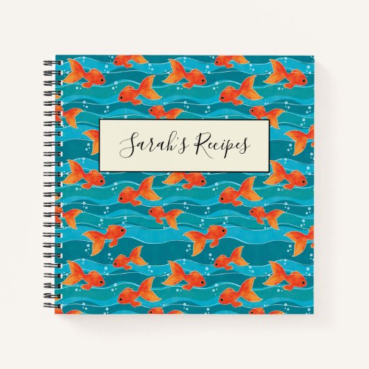 Cute Swimming Goldfish & Water Pattern Notitieboek (Voorkant)