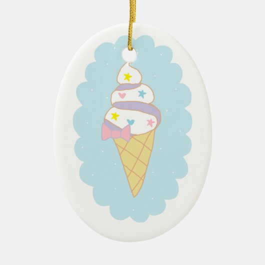 Cute Swirl Ice Cream Cone Keramisch Ornament (Voorkant)
