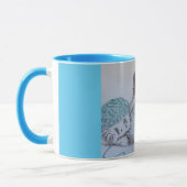 Cute Tabby Chat Jouer Crayon Dessin Mug Bleu (Gauche)
