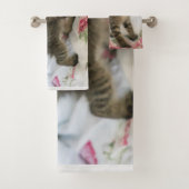 Cute Tabby Kitten À L'Air Surpris (En situation)