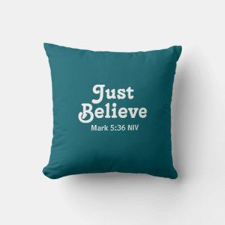 Cute Teal and White Believe in Miracles Faith Kussen