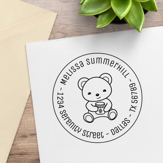 Cute Teddy Bear Holding Honey Jar Round Address Rubberstempel