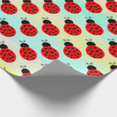 Cute Tiny Red Black Ladybug patroon Cadeaupapier (Hoek)