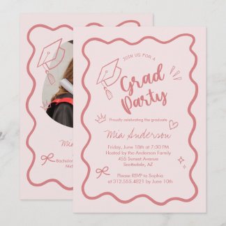 Cute Trendy Pink Wavy Border Graduation Invitation Aankondiging