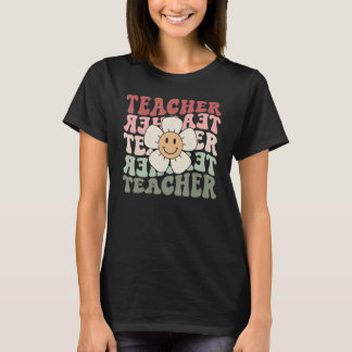 Cute Trendy Teacher Flower Retro Teacher T-shirt