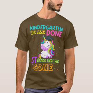 Cute Unicorn Kindergarten Graduate Graduation Magi T-shirt
