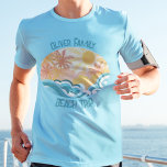 Cute Vintage Beach Waves Sunshine Vacances été<br><div class="desc">Des t-shirts de style vintage agrémentés de belles vagues turquoises de l'océan et d'un soleil éclatant avec des palmiers en été. Le design de grunge cool est complété par un texte personnalisé bleu turquoise en détresse pour vos vacances en famille ou votre voyage sur la plage.</div>