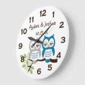Cute Whimsical Boy Owl Twins Wall Horloge (Angle)