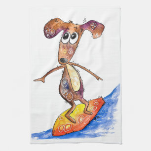 Cute Whimsical Dog op Surfboard Theedoek