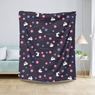 Cute White Bunny Rabbits and Flowers Pattern Sherpa Deken