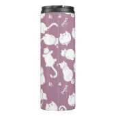 Cute White Cats Pattern on Mauve Background Thermosbeker (Achterkant)
