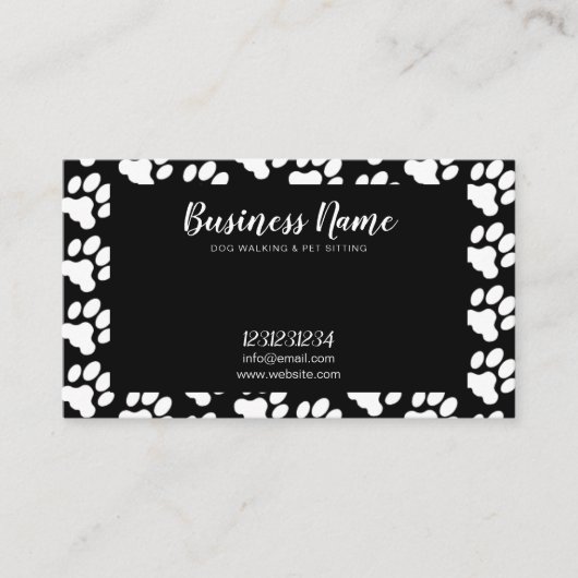 Cute White en Black Paw Print Pattern Dog Walking Visitekaartje (Voorkant)