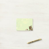Cute Wild Squirrel on Lime Green Post-it® Notes (Op bureau)