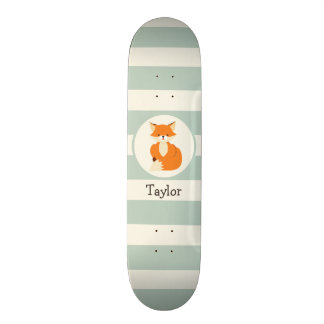 Cute Woodland Fox op Sage Green Stripes Skateboard