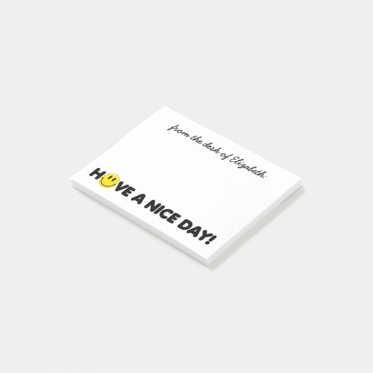 Cute Yellow Smile Face Gepersonaliseerd Post-it® Notes (Schuin)