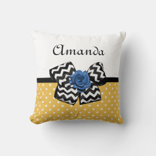 Cute Yellow Stippen Blue Roos Chevron Bow met naam Kussen