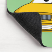 Cute yellow taxiplezier cartoon illustratie muismat (Hoek)