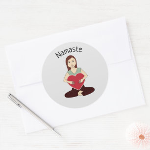 Cute Yoga Girl met rood hart Namaste Ronde Sticker