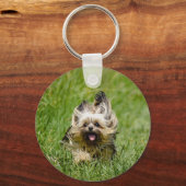 Cute Yorkshire Terrier Running Through Grass Sleutelhanger (Achterkant)