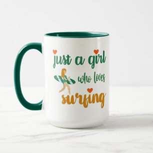 Cute zomers citaat Gewoon een meisje dat van surfe Mok