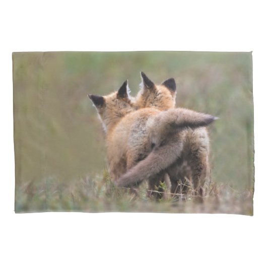 Cutest Baby Animals | Red Fox Kits Locking Tails Kussensloop (Voorkant)