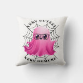 Cutesy Demure Ghost Kussen (Achterkant)
