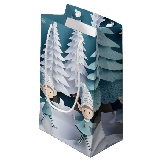 Cutout Elves in the Snow Christmas Klein Cadeauzakje (Voorkant Gekanteld)