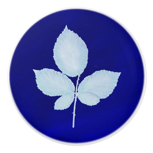 Cyano print bramble bladeren keramische knop (Voorkant)